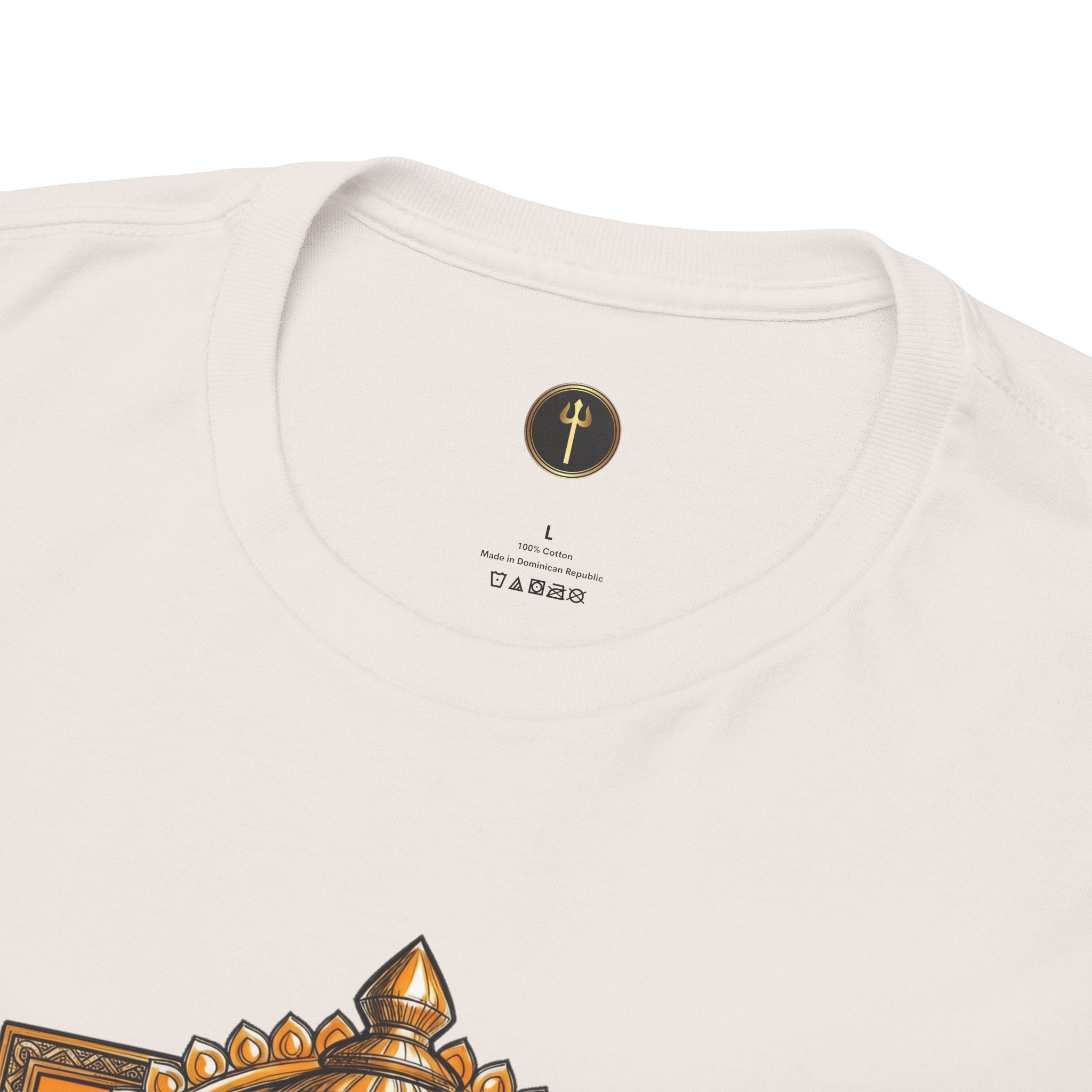 Hanuman The Watcher T-Shirt – Calm Strength & Inner Awareness Design