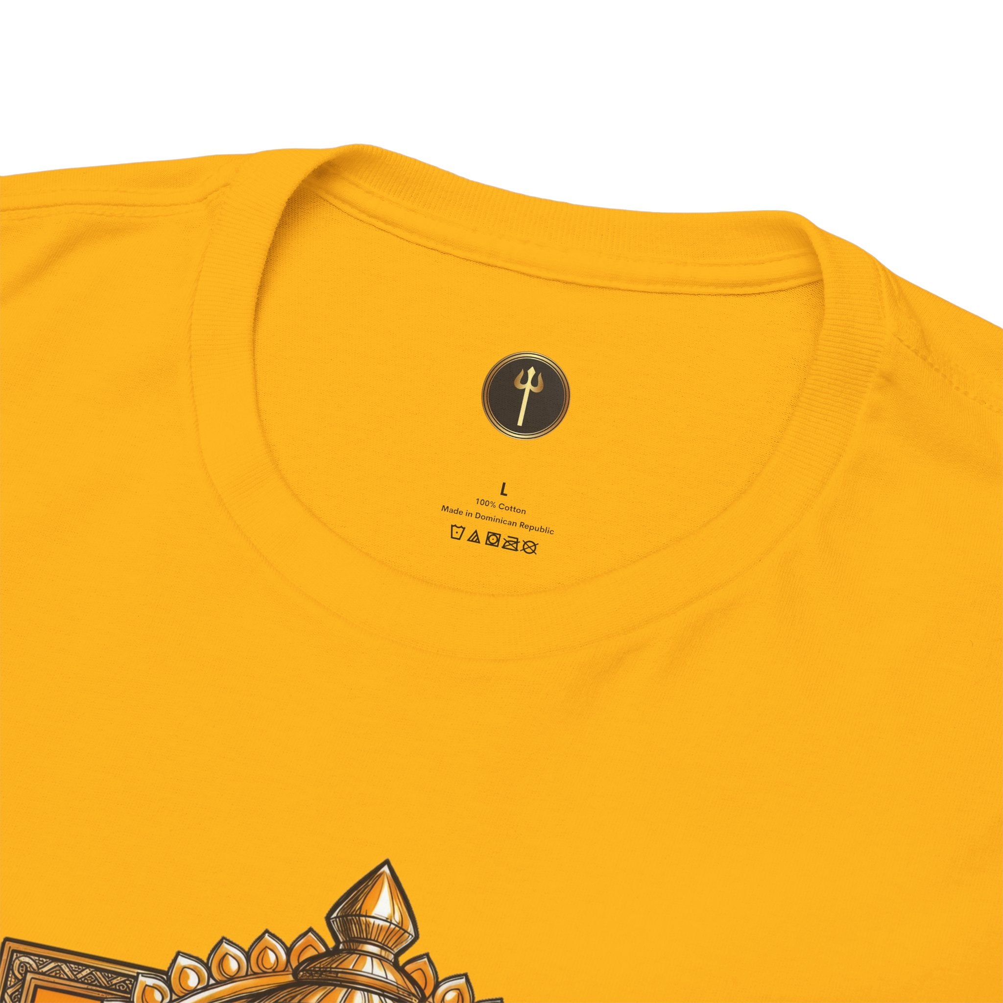 Hanuman The Watcher T-Shirt – Calm Strength & Inner Awareness Design